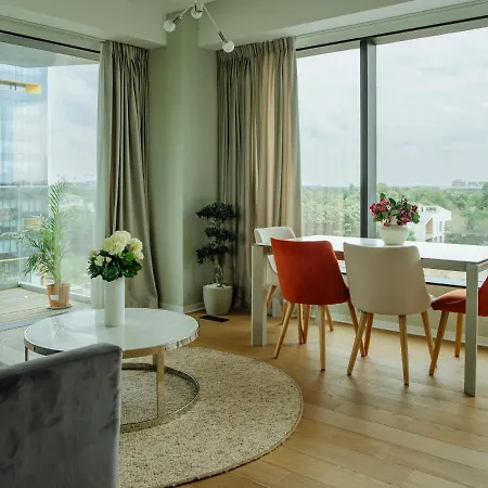 A Glass Paradise: Exclusive Flat At One Floreasca * 布加勒斯特